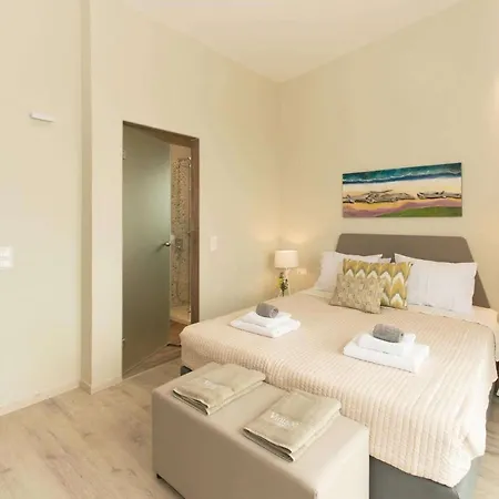 Villa Olivia By Vintage Travel *