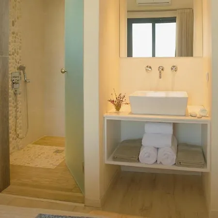 Olivia By Vintage Travel